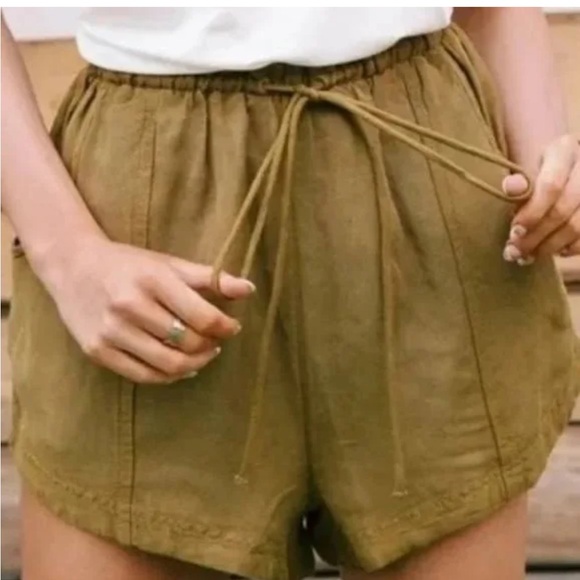 FREE PEOPLE SHORTS - Picture 4 of 5